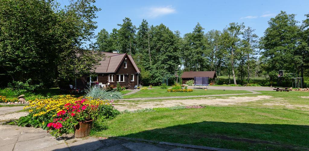 Poilsio Baze Guest House Latežeris Exterior foto