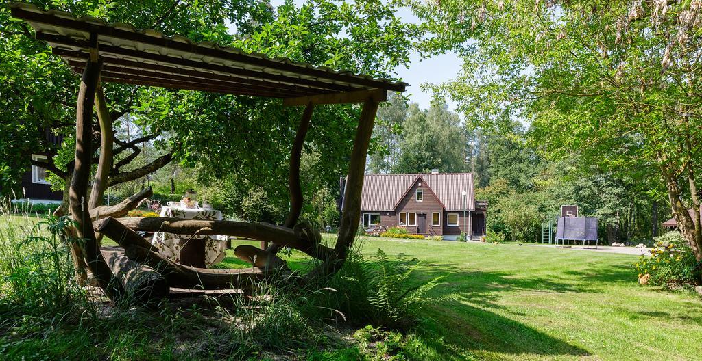 Poilsio Baze Guest House Latežeris Exterior foto